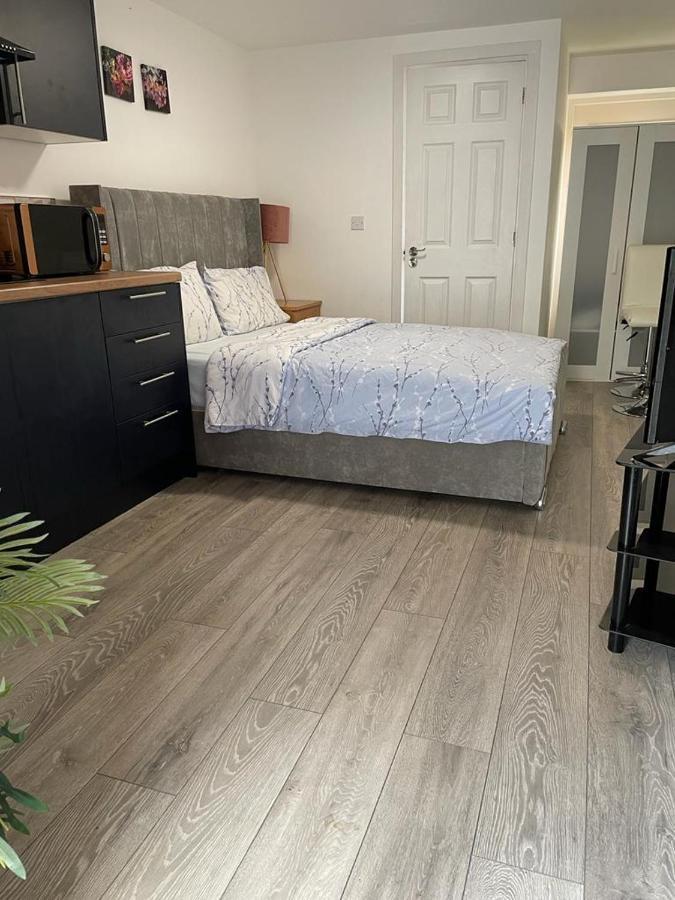 Brand New Studio Apartment With Beautiful Kitchen-Close To Liverpool City Centre Экстерьер фото