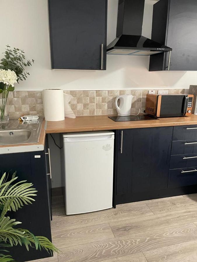 Brand New Studio Apartment With Beautiful Kitchen-Close To Liverpool City Centre Экстерьер фото